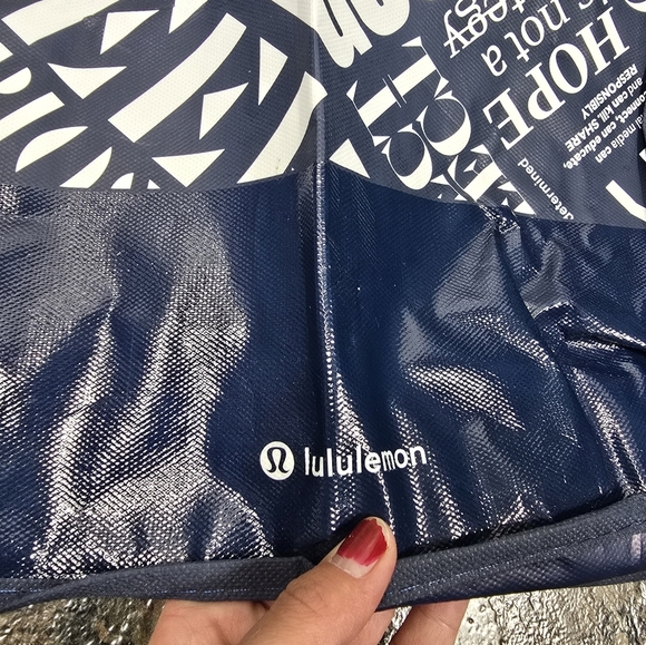 3/$15 lululemon reusable shopping bag, navy blue and white - Picture 2 of 8